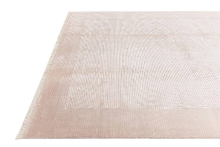 Detail image of 6' 5 x 9' 10 Hand Knotted Darya Wool Rug