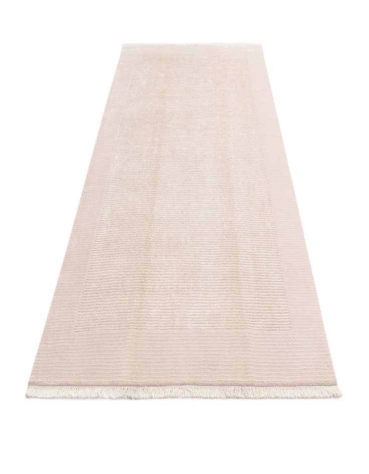 Detail image of 6' 6 x 9' 8 Hand Knotted Darya Wool Rug