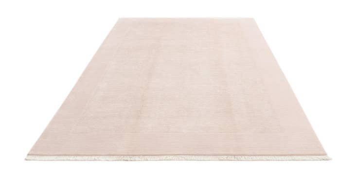 Detail image of 6' 6 x 9' 8 Hand Knotted Darya Wool Rug