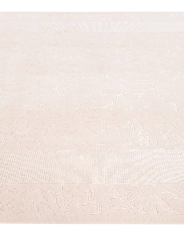 Detail image of 6' 11 x 9' 6 Hand Knotted Darya Wool Rug