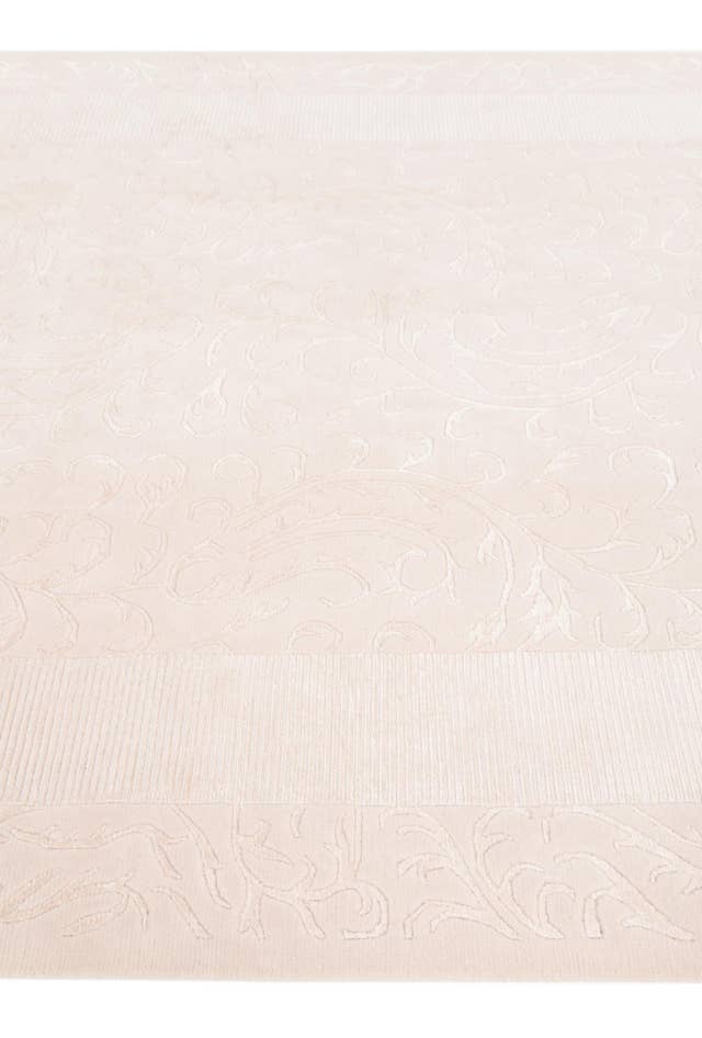 Detail image of 6' 11 x 9' 6 Hand Knotted Darya Wool Rug