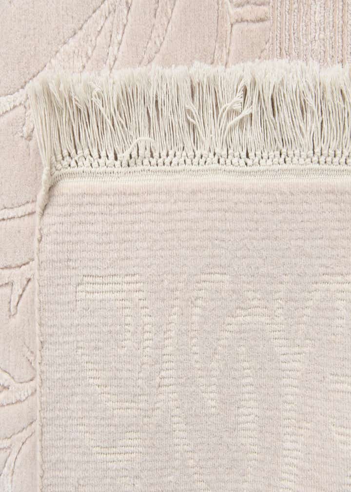 6' 11 x 9' 6 Hand Knotted Darya Wool Rug