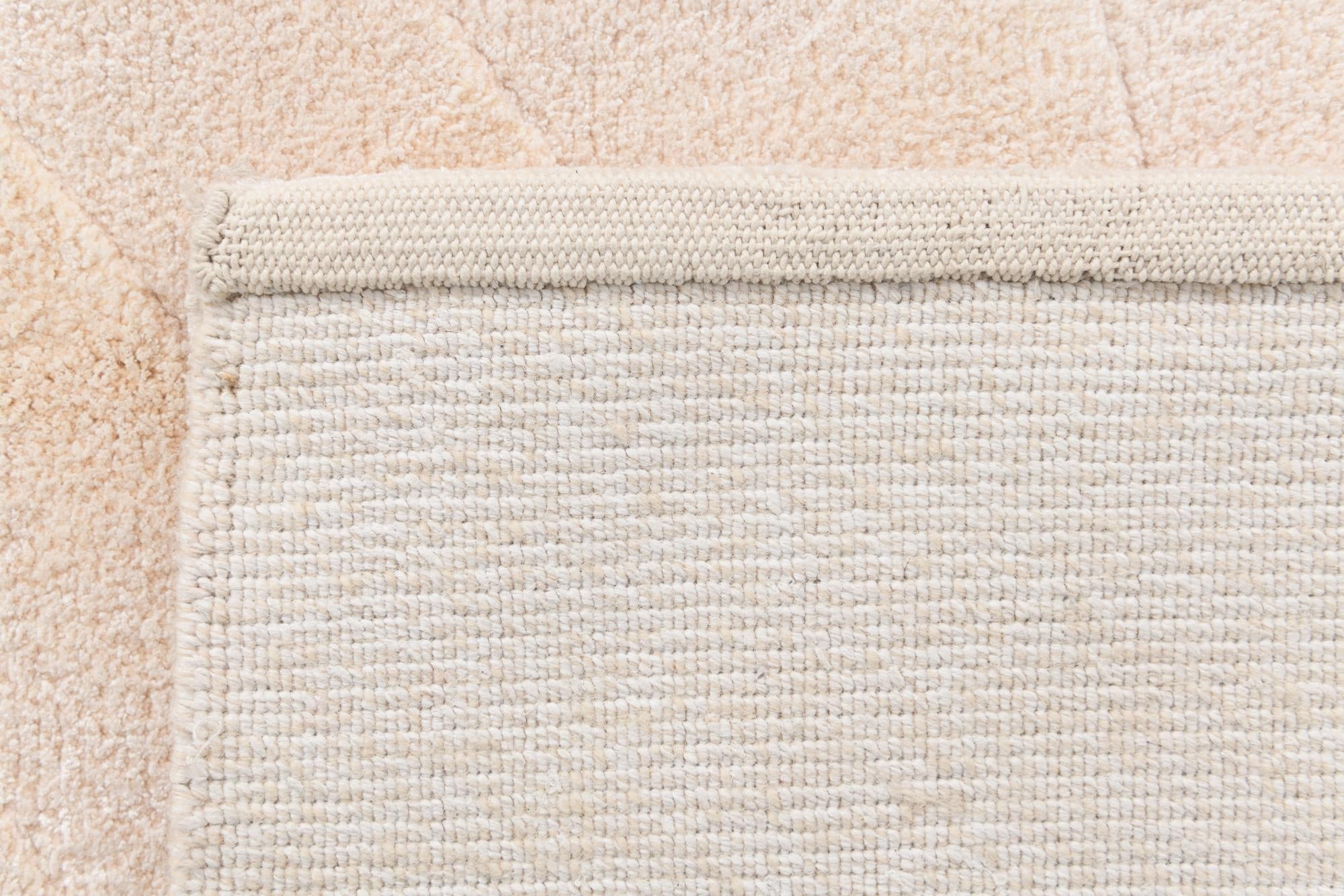 4' 11 x 6' 9 Hand Knotted Darya Wool Rug