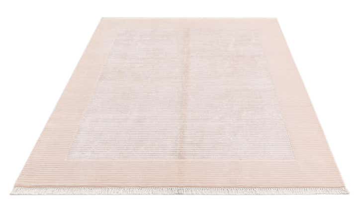 4' 11 x 6' 9 Hand Knotted Darya Wool Rug