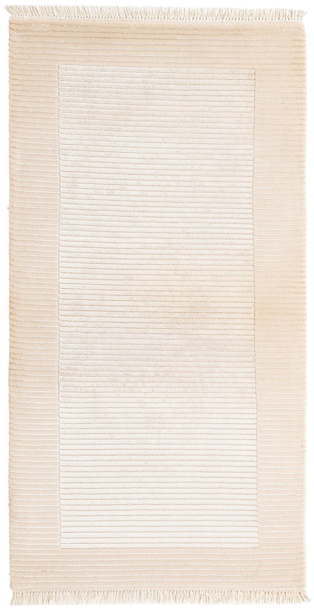 2' 7 x 4' 11 Hand Knotted Darya Wool Rug
