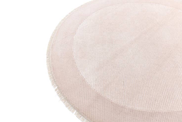 Detail image of 6' 9 x 6' 9 Hand Knotted Darya Wool Round Rug