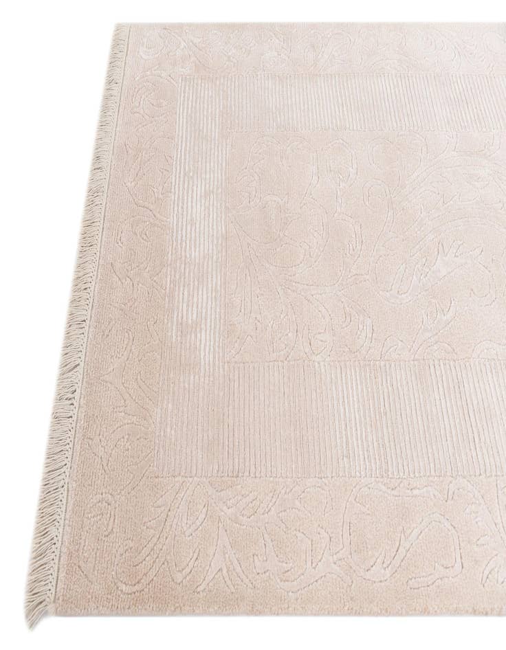 Detail image of 3' 3 x 13' 1 Hand Knotted Darya Wool Runner Rug