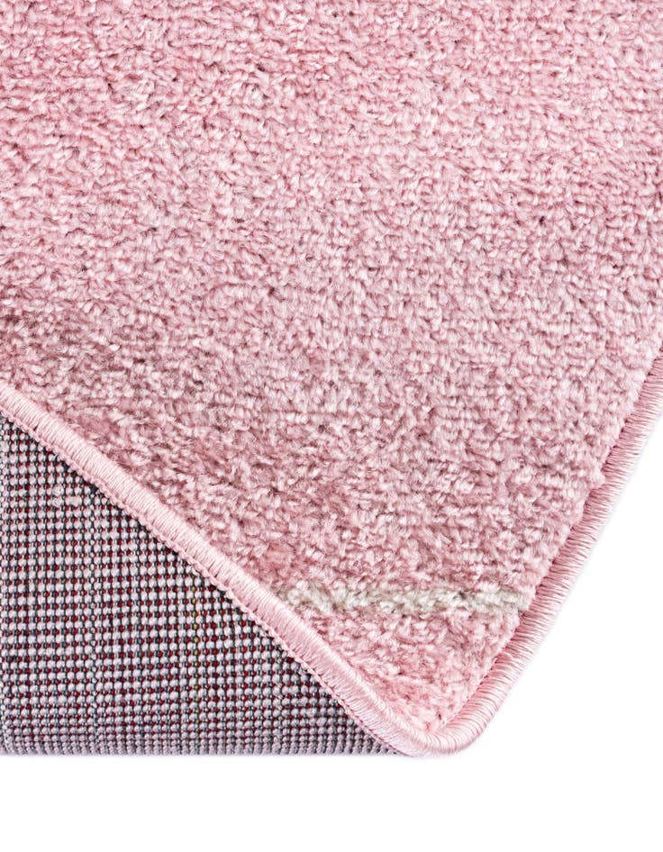 Detail image of 7' 10 x 10' Lattice Frieze Oval Rug