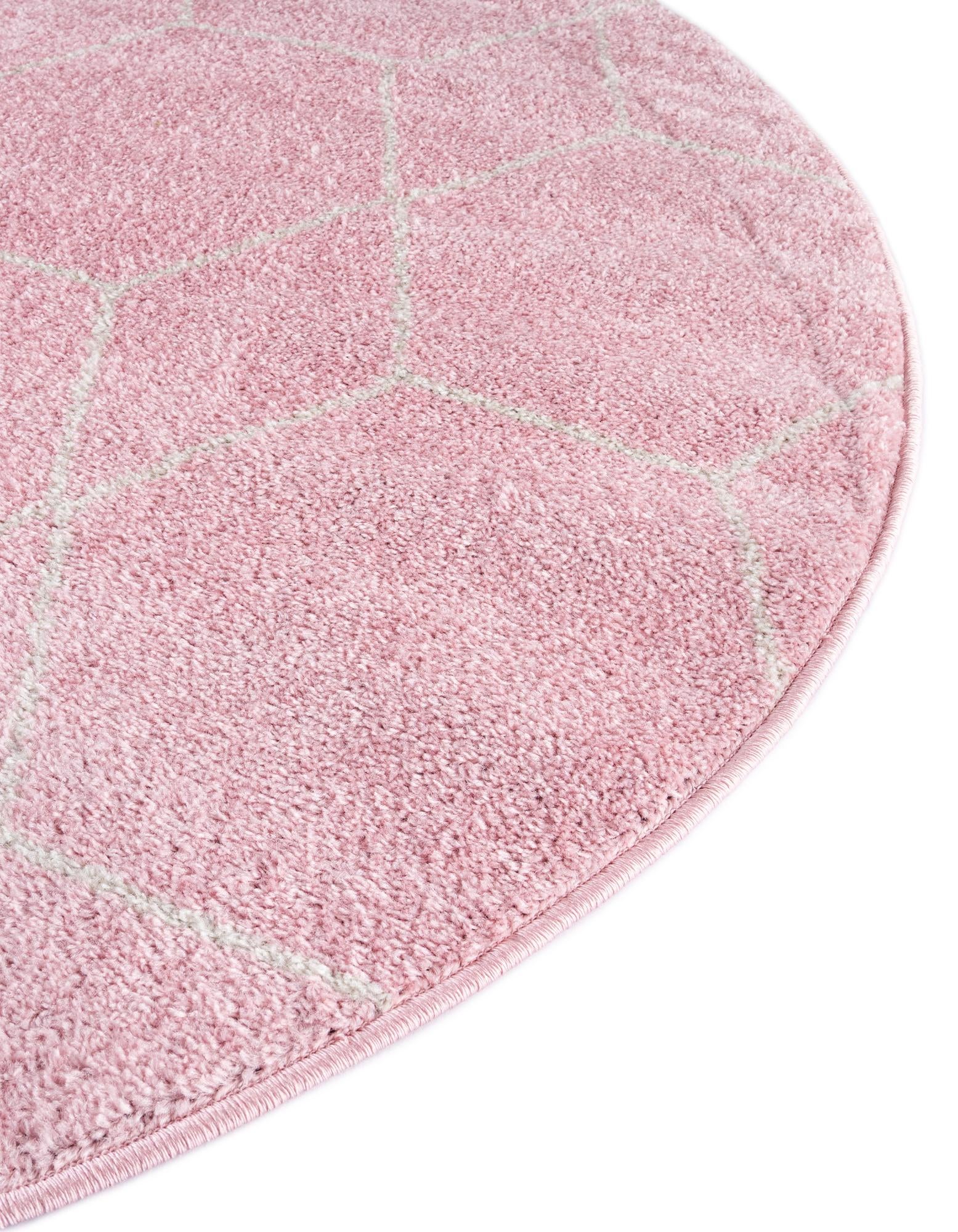 4' x 6' Trellis Frieze Oval Rug
