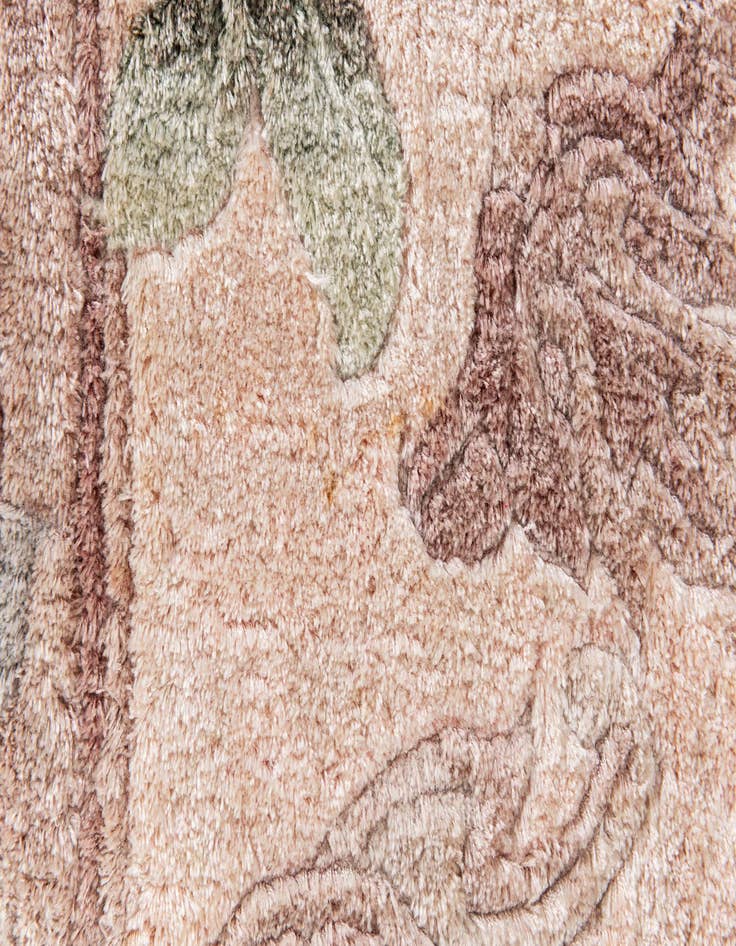 Detail image of 2' 4 x 4' Hand Knotted Carved Pekin Rug