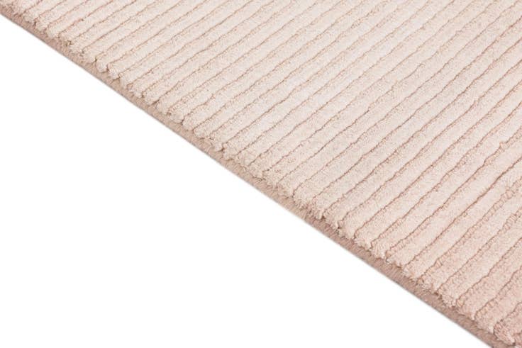 Detail image of 1' 8 x 3' 1 Hand Knotted Darya Wool Rug