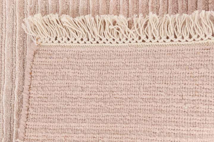 1' 8 x 3' 1 Hand Knotted Darya Wool Rug