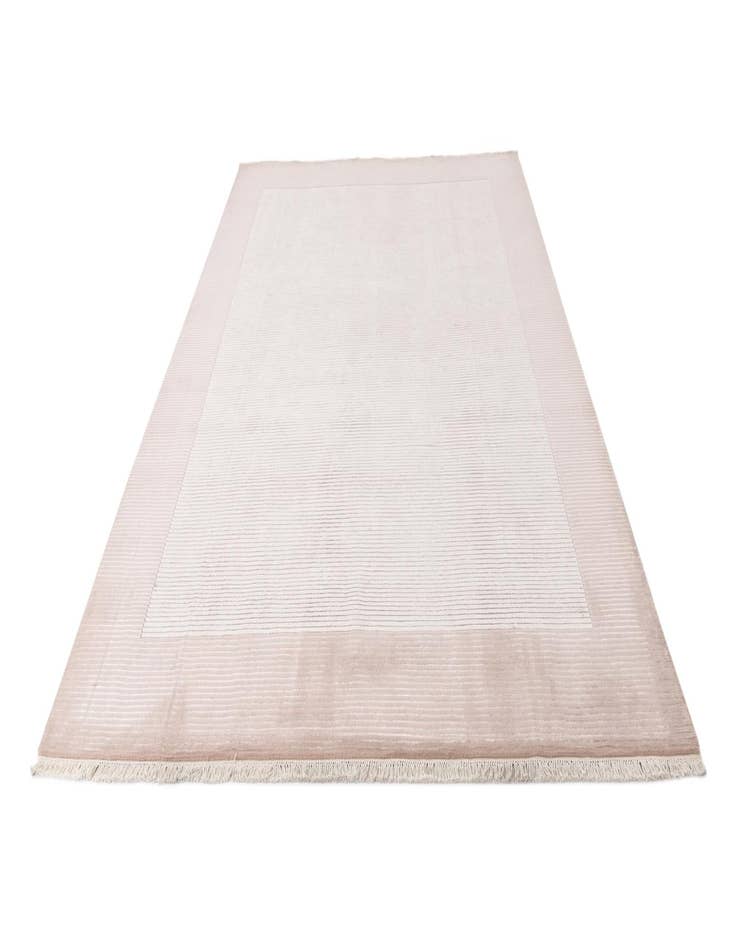 Detail image of 8' 2 x 10' 2 Hand Knotted Darya Rug