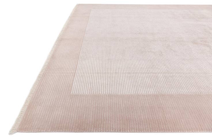 Detail image of 8' 2 x 10' 2 Hand Knotted Darya Rug