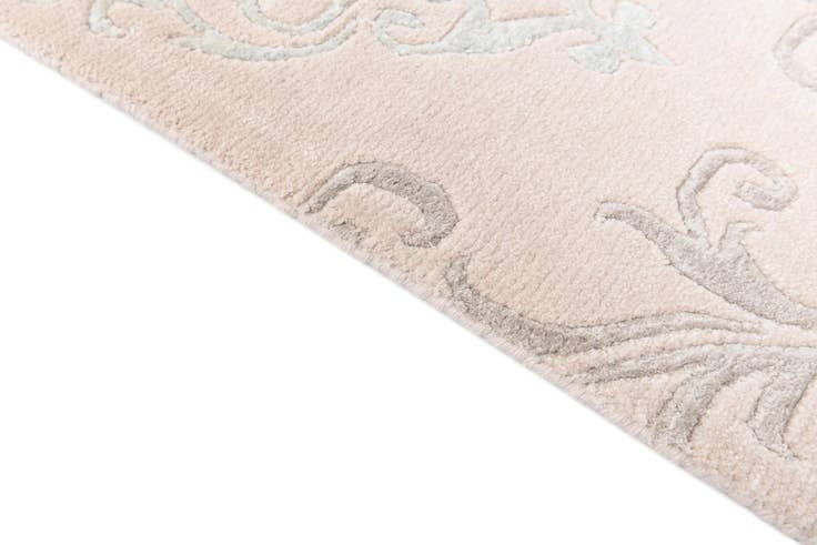 Detail image of 6' 9 x 9' 6 Hand Knotted Darya Wool Rug