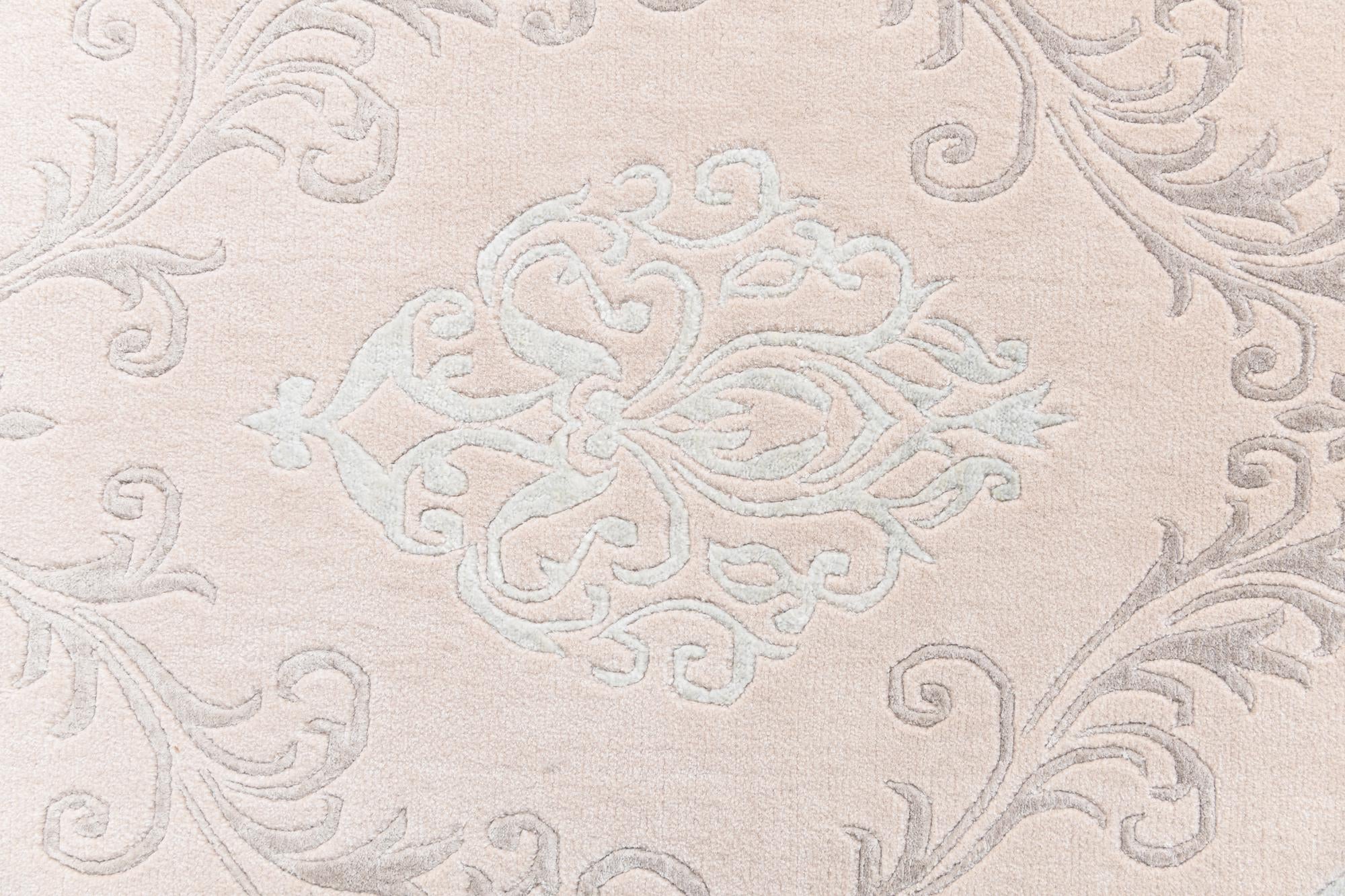 6' 9 x 9' 6 Hand Knotted Darya Wool Rug