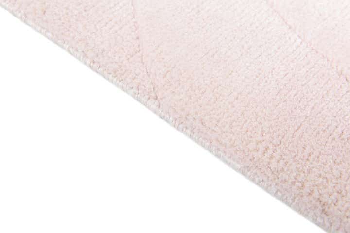 4' 11 x 6' 7 Hand Knotted Darya Wool Rug