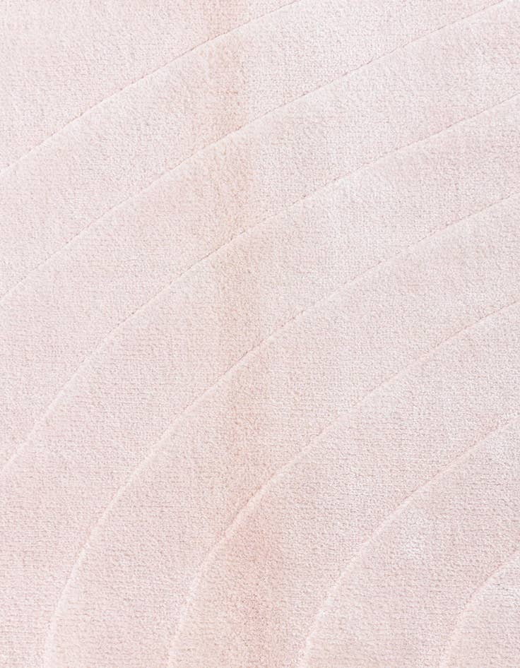 Detail image of 4' 11 x 6' 7  Hand Knotted Darya Wool Rug