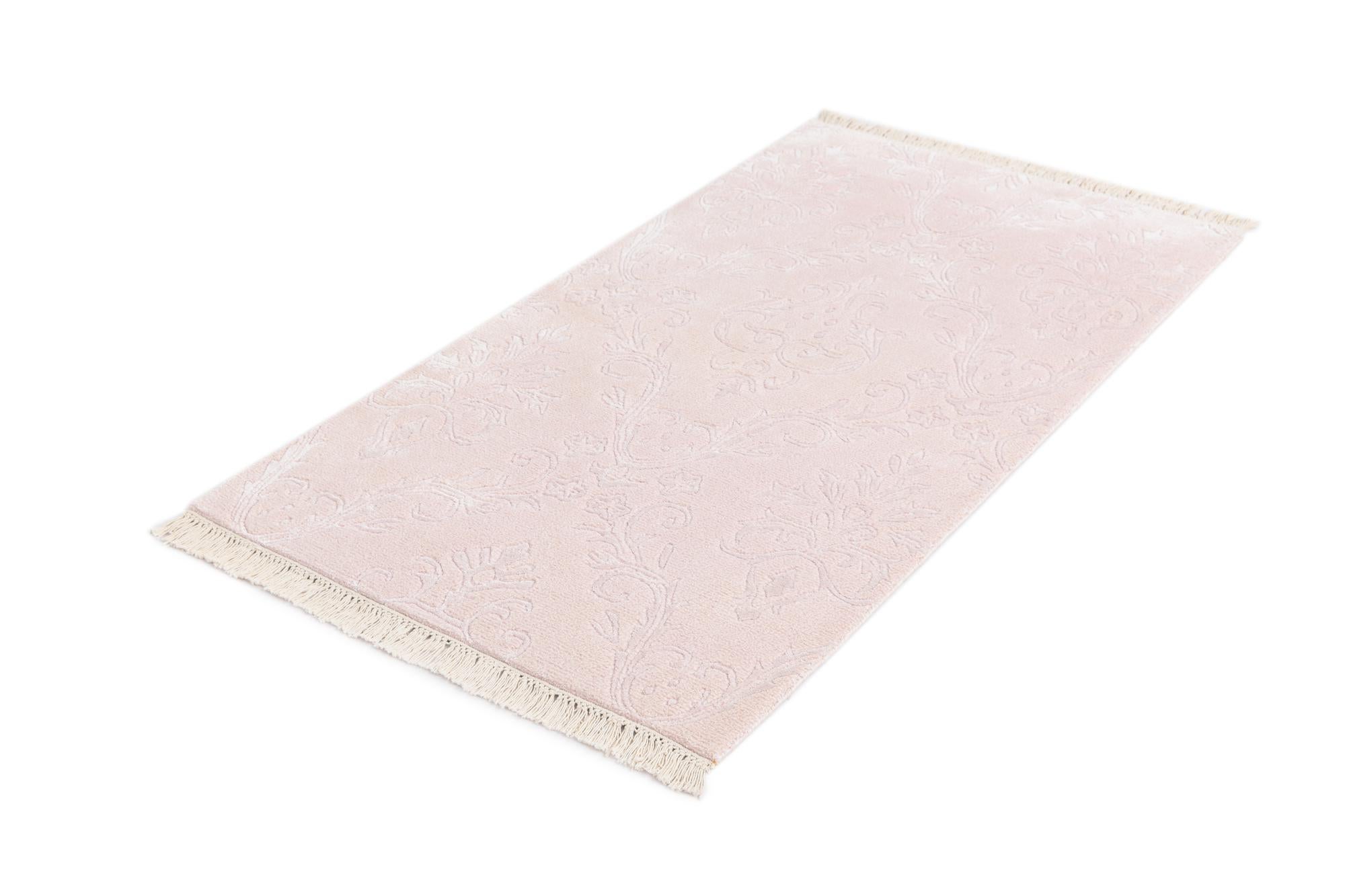 2' 8 x 5' Hand Knotted Darya Wool Rug