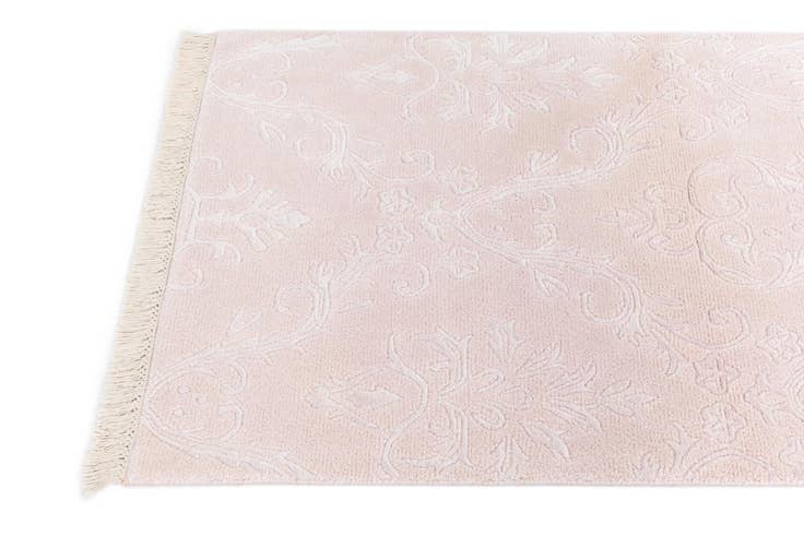 Detail image of 2' 8 x 5' Hand Knotted Darya Wool Rug