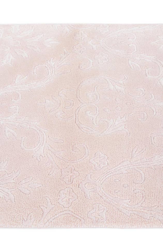 Detail image of 2' 8 x 5' Hand Knotted Darya Wool Rug