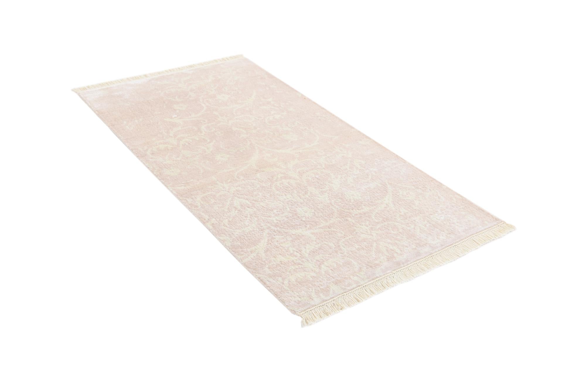 2' 7 x 4' 10 Hand Knotted Darya Wool Rug