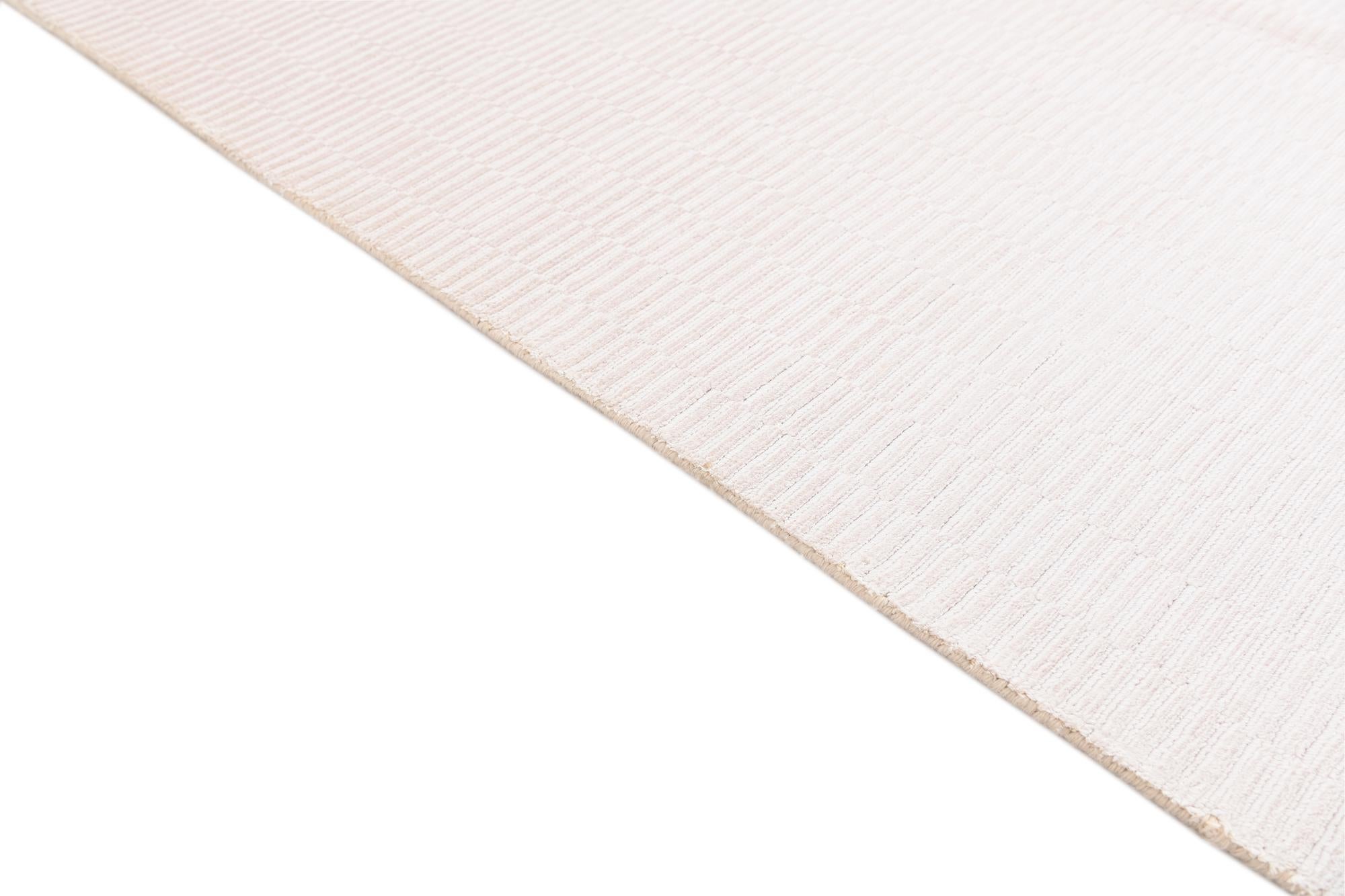 5' 7 x 7' 8 Hand Knotted Darya Wool Rug
