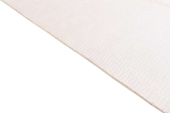 5' 7 x 7' 8 Hand Knotted Darya Wool Rug