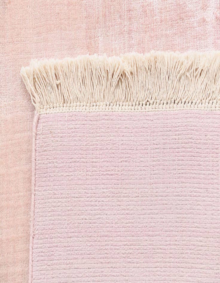 Detail image of 5' 7 x 7' 11  Hand Knotted Darya Wool Rug