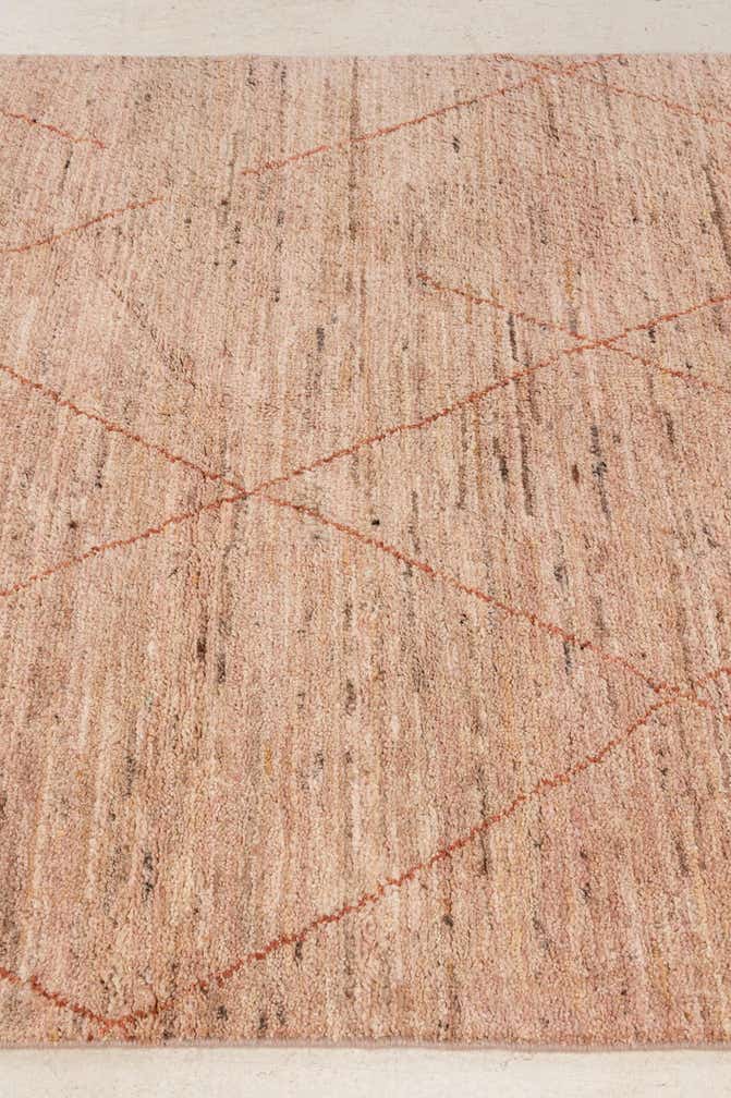 4' 7 x 6' 6 Hand Knotted Moroccan Wool Rug