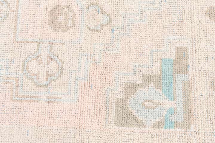 5' 9 x 9' Hand Knotted Moroccan Wool Rug