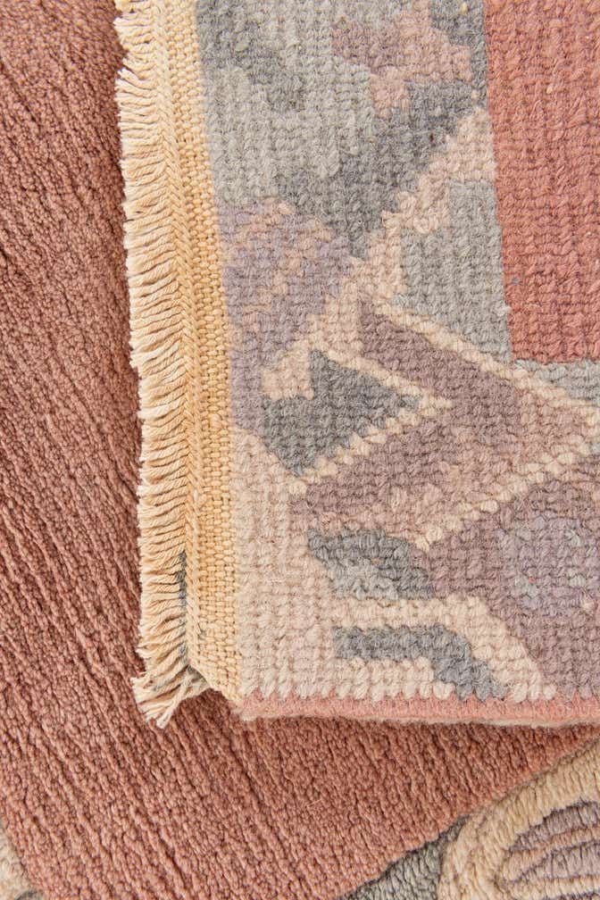 2' x 3' Hand Knotted Nepal Wool Rug