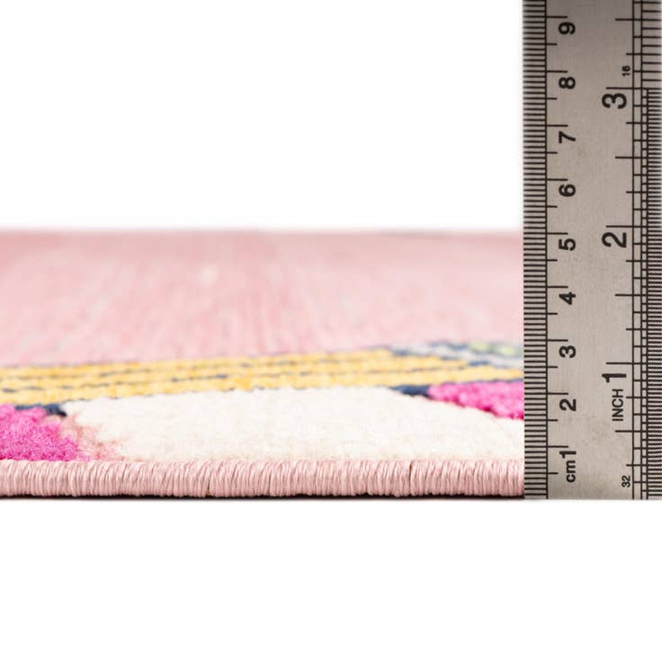 Detail image of 5' 3 x 7' 7 Easy-Clean Indoor / Outdoor Rug