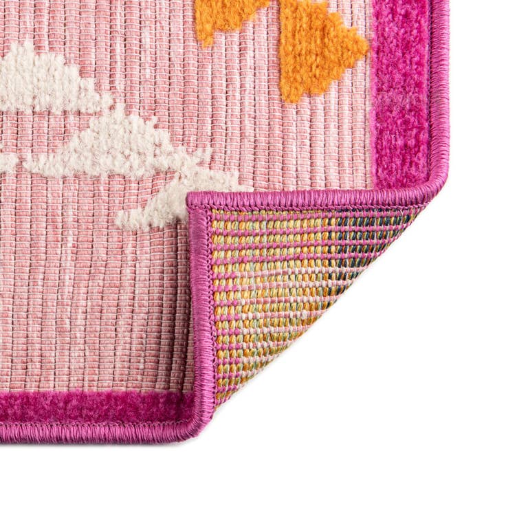 Detail image of 5' x 7' 7 Easy-Clean Indoor / Outdoor Rug