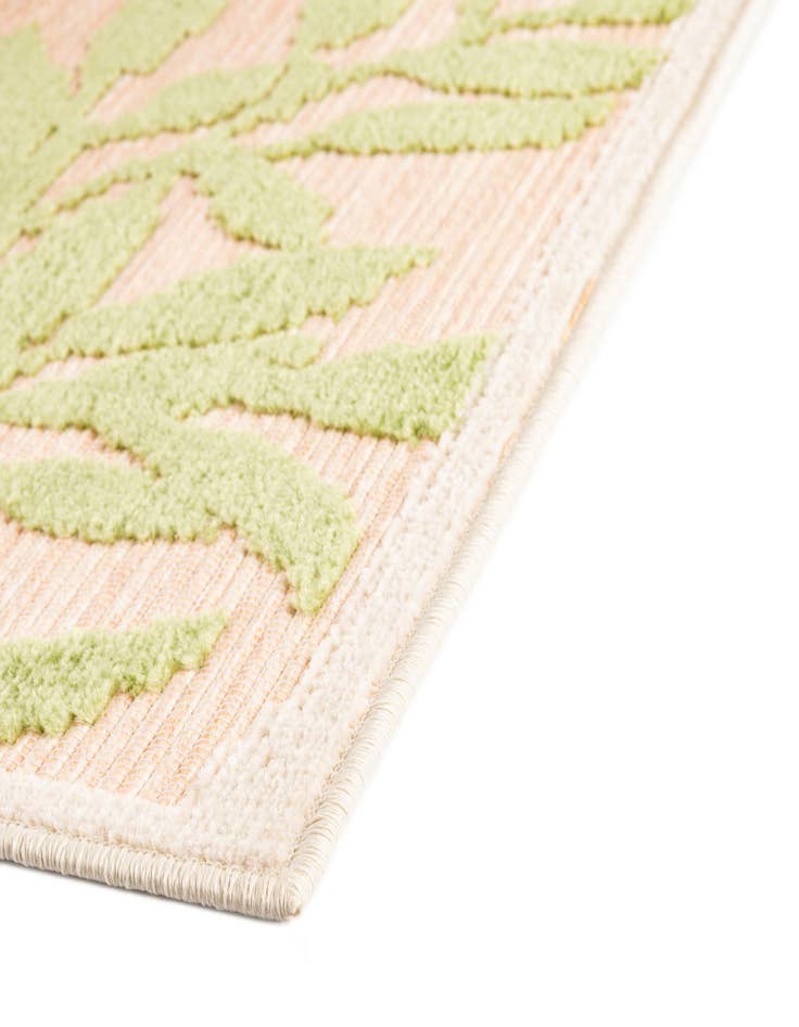 Detail image of 5' x 7' 7  Washable  Indoor / Outdoor Rug