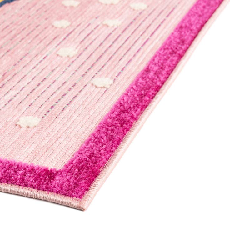 Detail image of 5' 3 x 7' 7 Easy-Clean Indoor / Outdoor Rug