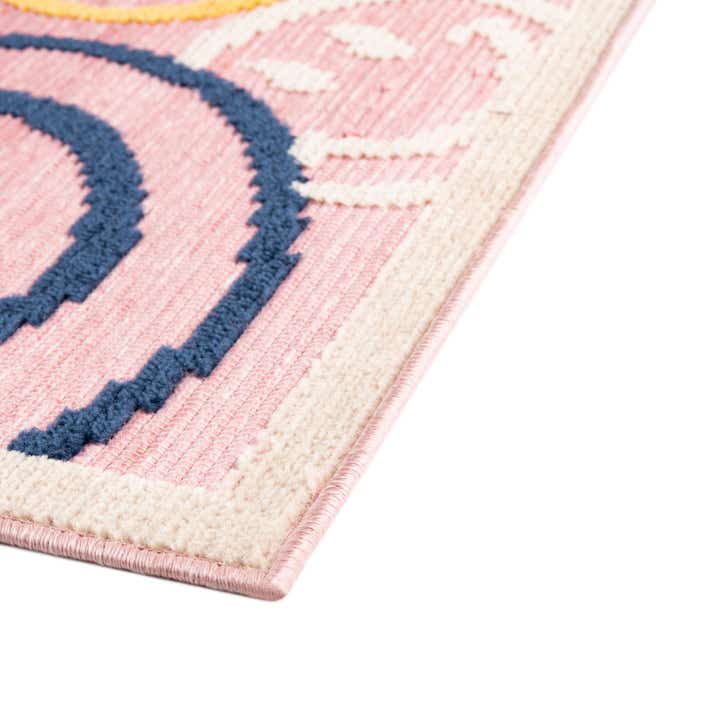 5' 3 x 7' 7 Easy-Clean Indoor / Outdoor Rug