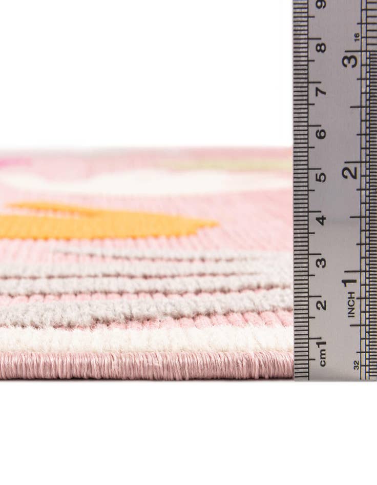 Detail image of 5' 3 x 7' 7 Easy-Clean Indoor / Outdoor Rug