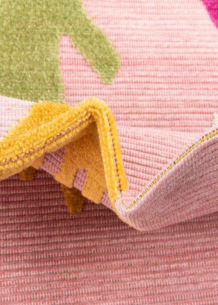 5' 3 x 7' 7 Easy-Clean Indoor / Outdoor Rug