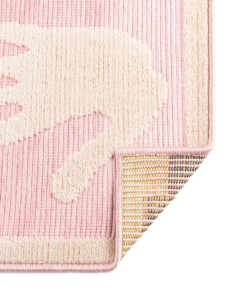 Detail image of 5' 3 x 7' 7 Easy-Clean Indoor / Outdoor Rug