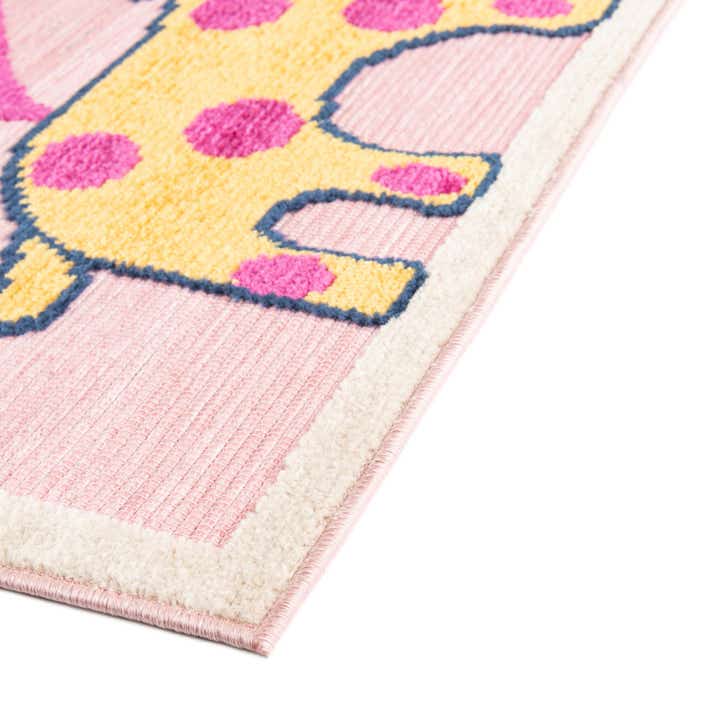 5' 3 x 7' 7 Easy-Clean Indoor / Outdoor Rug