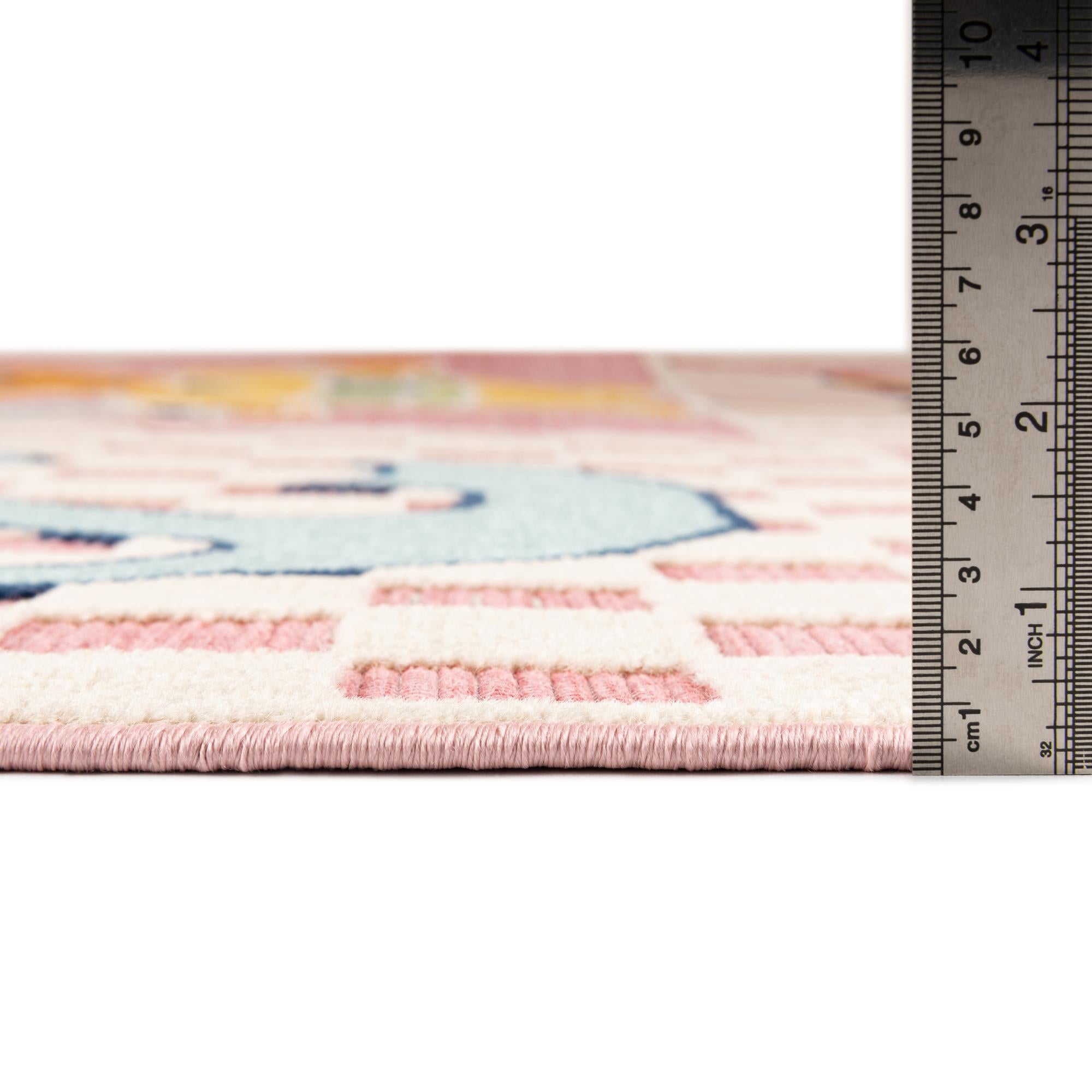 5' 3 x 7' 7 Easy-Clean Indoor / Outdoor Rug