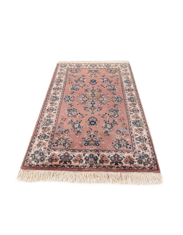 Detail image of 2' 7 x 4' 2  Hand Knotted Sarough Oriental Wool Rug