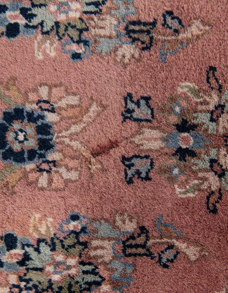 Detail image of 2' 7 x 4' 2  Hand Knotted Sarough Oriental Wool Rug