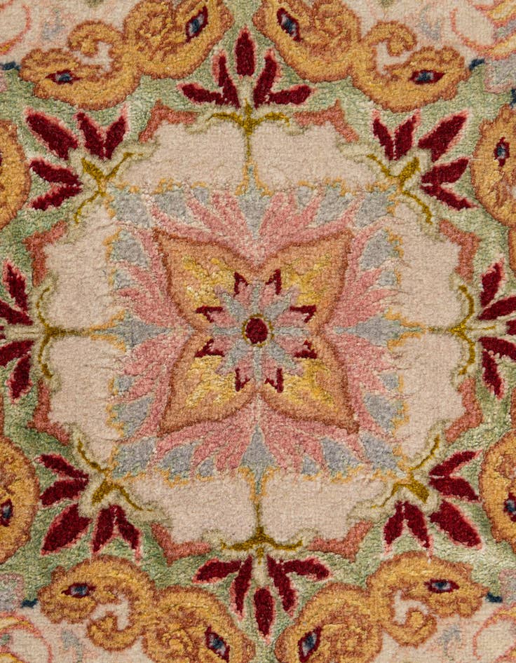 Detail image of 5' 8 x 8' 3  Hand Knotted Tabriz Persian Rug