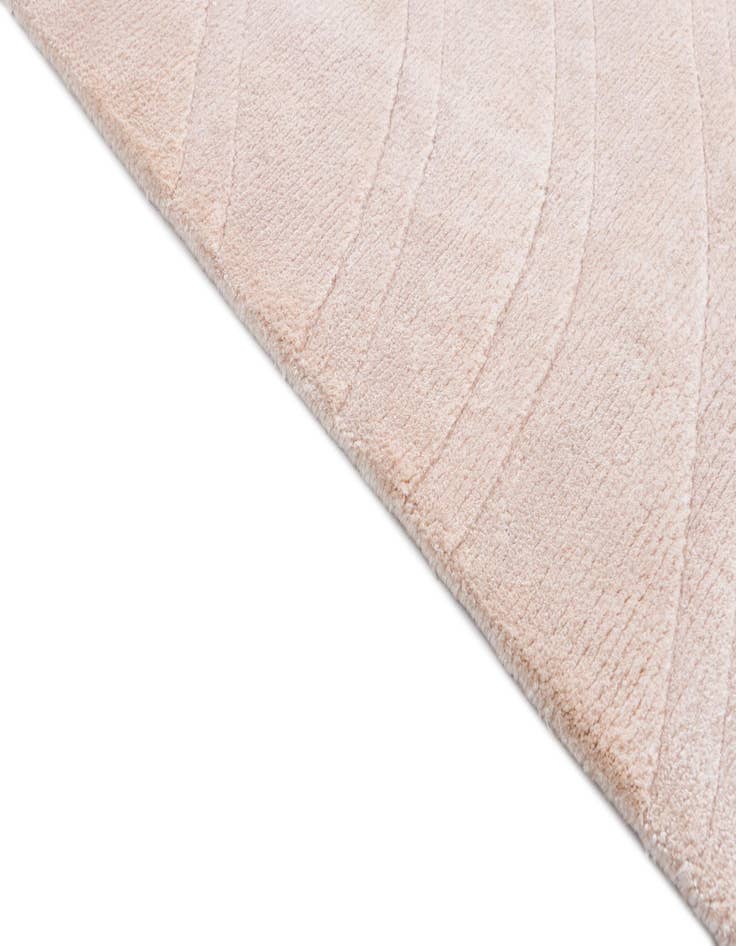 Detail image of 2' 8 x 9' 10  Hand Knotted Darya Wool Runner Rug