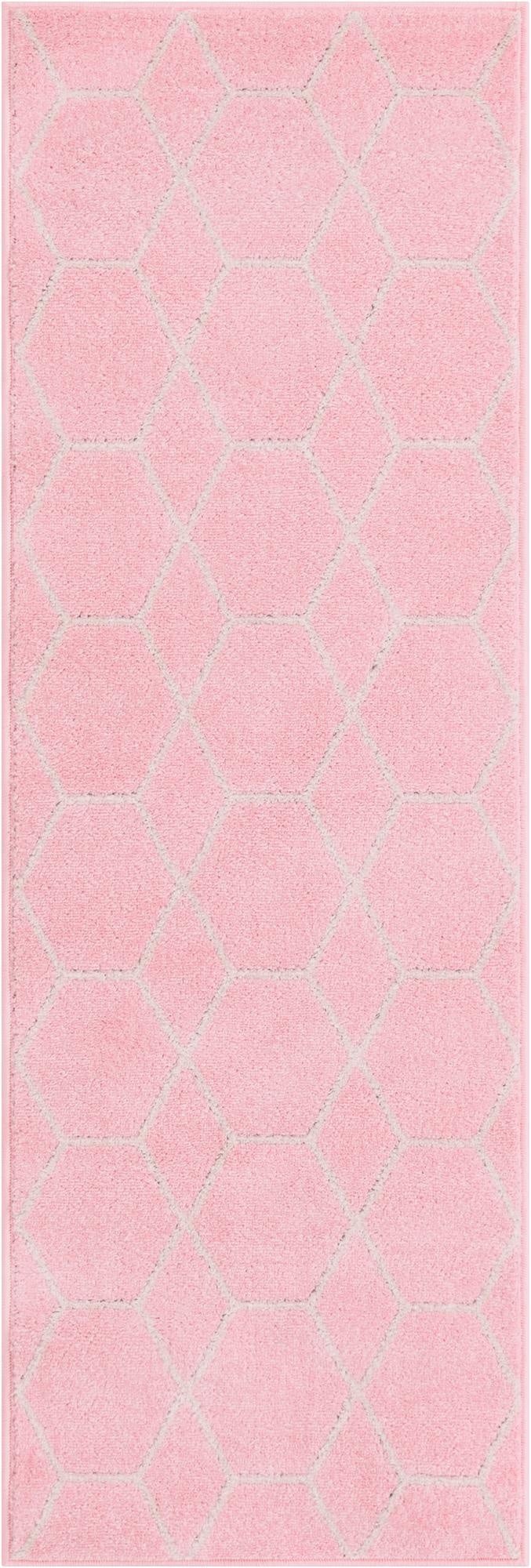 2' x 6' Trellis Frieze Runner Rug