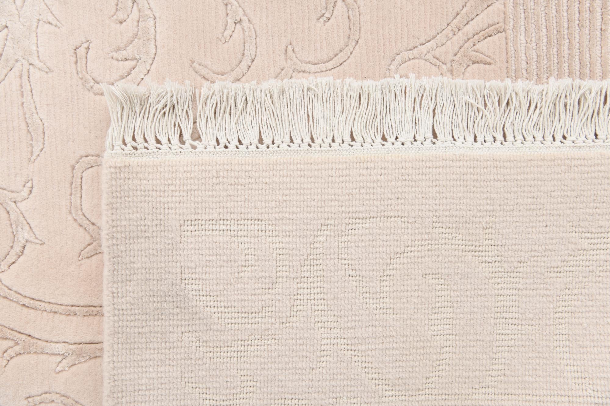 6' 8 x 9' 7 Hand Knotted Darya Wool Rug