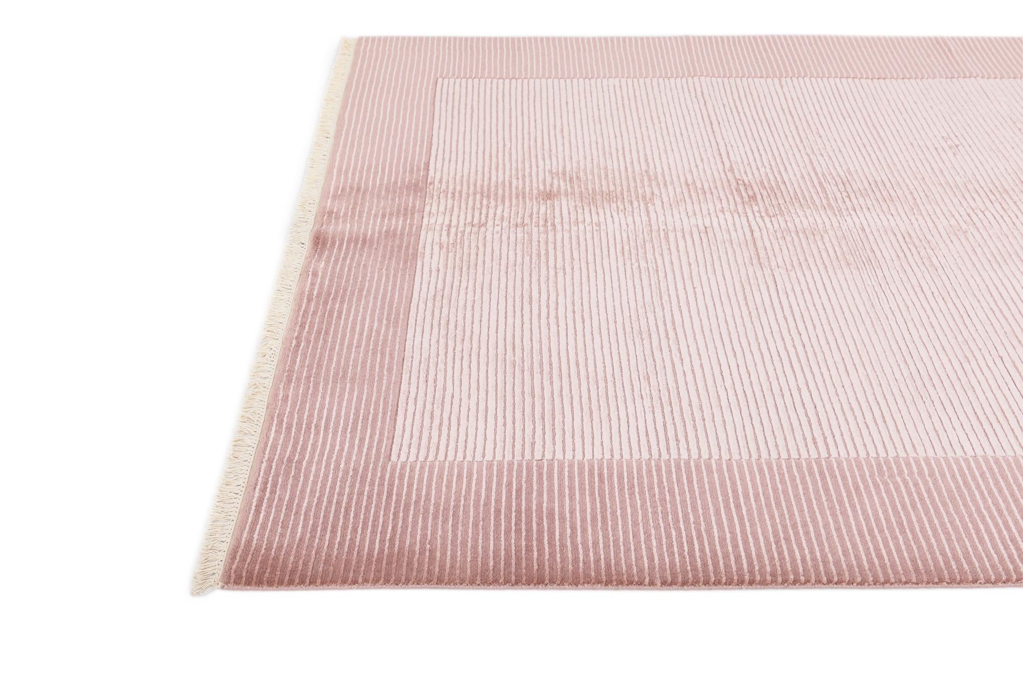 5' 7 x 7' 10 Hand Knotted Darya Wool Rug