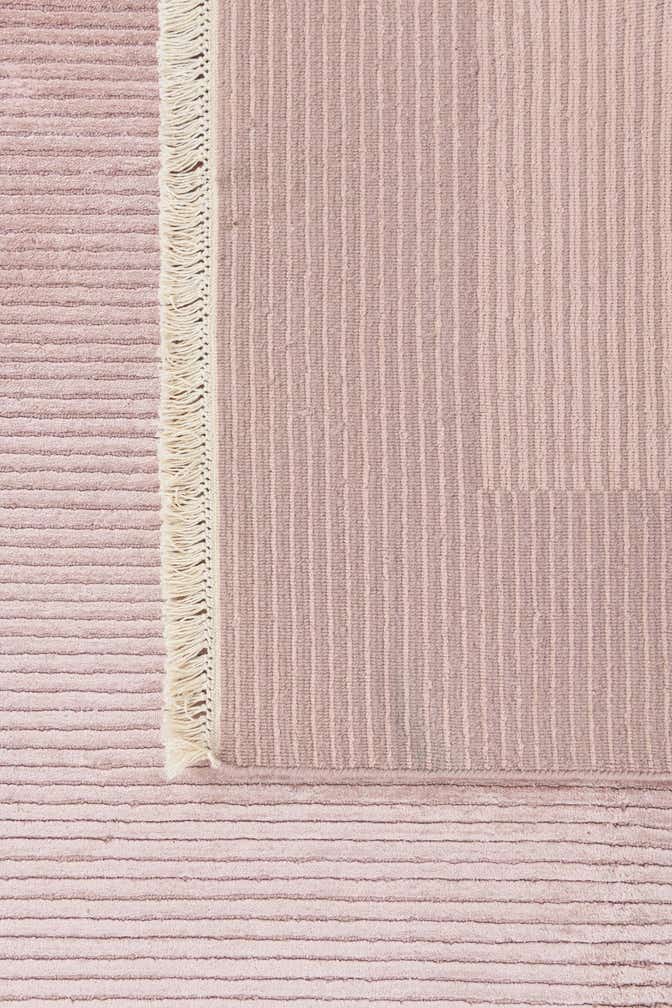 5' 7 x 7' 10 Hand Knotted Darya Wool Rug
